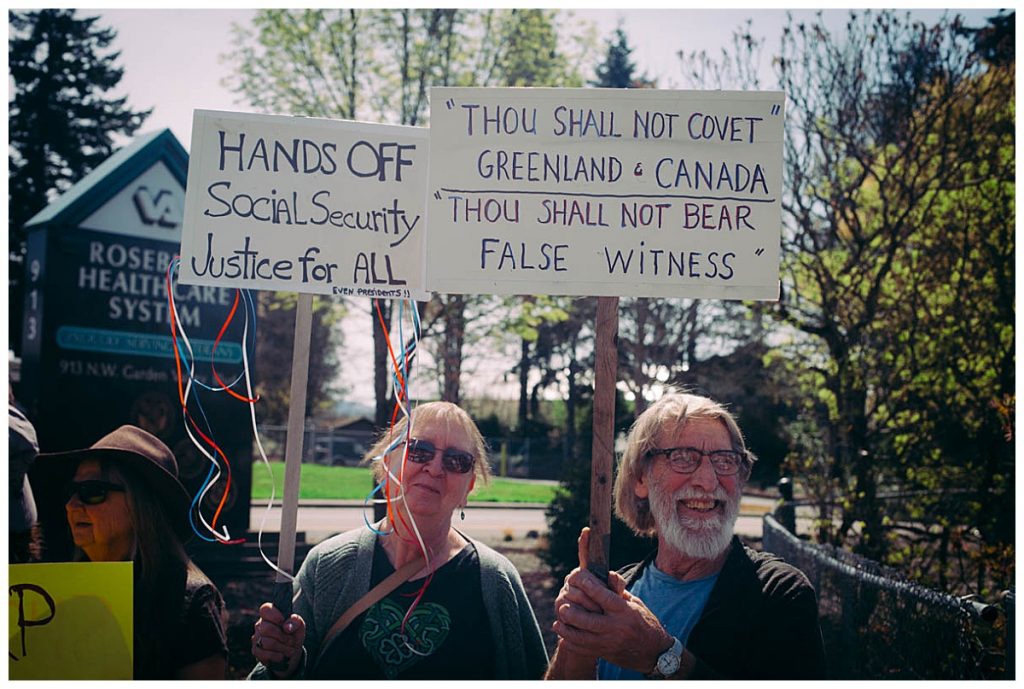 roseburg oregon hands off protest