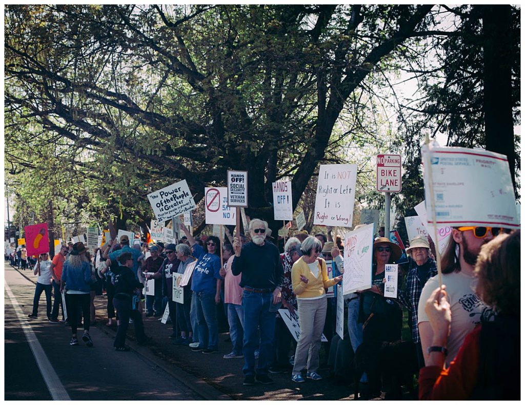 roseburg oregon stop the cuts protest