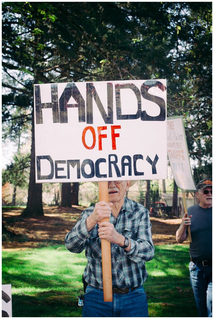 roseburg oregon stop the cuts protest