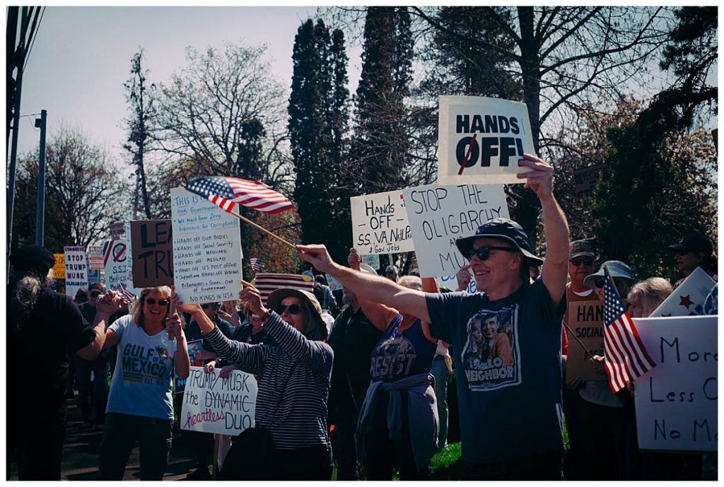 roseburg oregon stop the cuts protest