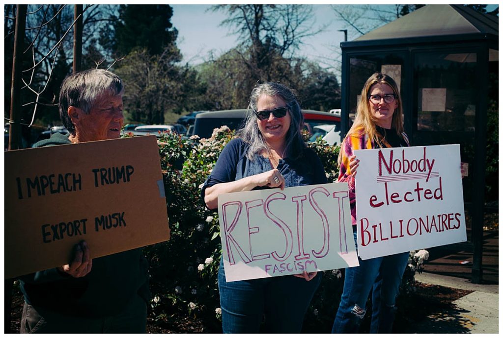 roseburg oregon stop the cuts protest
